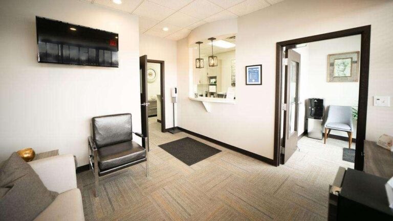 Eagan Dental Care Front Desk